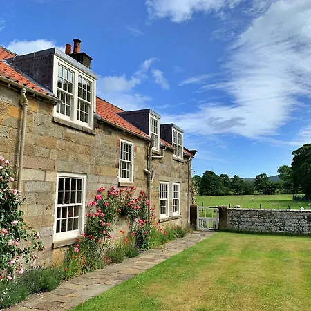Finest Retreats - Ingleby Manor - Courtyard Holiday home *