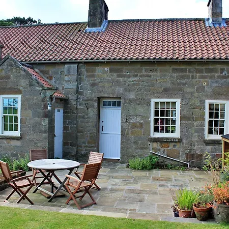Vakantiehuis Finest Retreats - Ingleby Manor - Courtyard